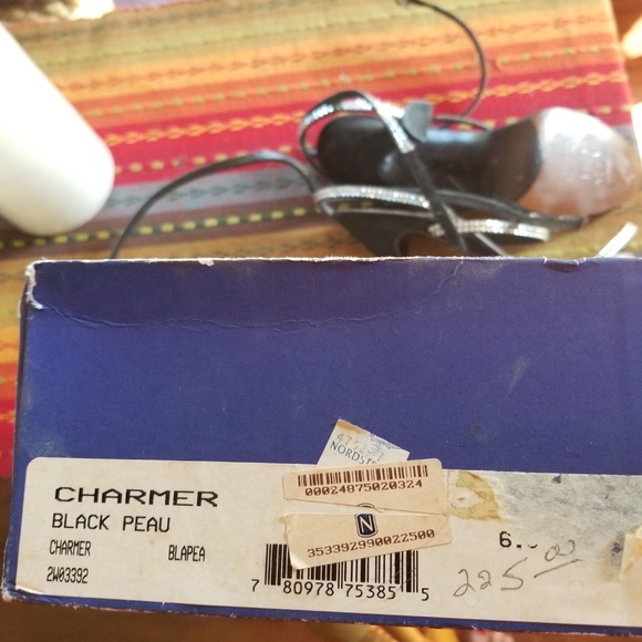 Stuart Weitzman Shoes 6.5 - Picture 3 of 3